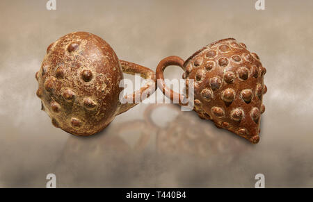 Bronzezeit anatolischen Terrakotta Korb mit Griff und einen Becher als Bündel Weintrauben - 19. bis 17. Jahrhundert v. Chr. - kltepe Kanesh - Museum von Anat geformt Stockfoto