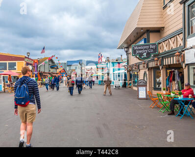 MONTEREY, Kalifornien - 13. Mai 2016: Monterey hat Künstler seit dem späten 19. Jahrhundert und viele berühmte Maler und Schriftsteller angezogen haben gelebt. Stockfoto