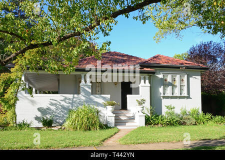 Australische suburban Spät Föderation home c 1920. Stockfoto