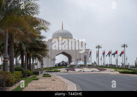 April 4, 2019: Abu Dhabi, VAE: Eingang der Präsidentenpalast, Qasr Al Watan, Abu Dhabi. Stockfoto