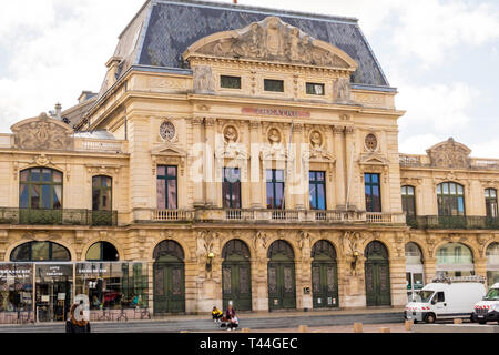 Bergerac, Frankreich - 21. August 2018: Das italienische Theater in der Innenstadt von Cherbourg. Normandie Frankreich Stockfoto