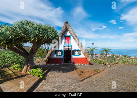 Traditionelles Haus, Santana, Gemeinderat, der Insel Madeira, Portugal Stockfoto