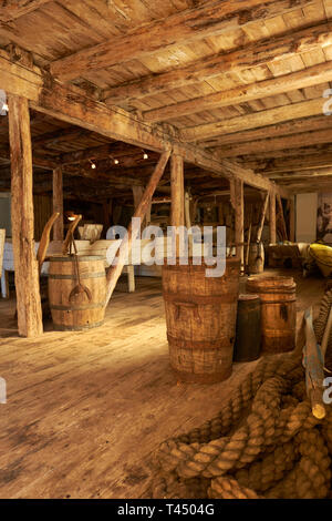 Die angeln Station Museum Nusfjord ein kleines Fischerdorf auf den Lofoten norwegen. Das Dorf liegt am südlichen Ufer der Insel Flakstadøya Stockfoto