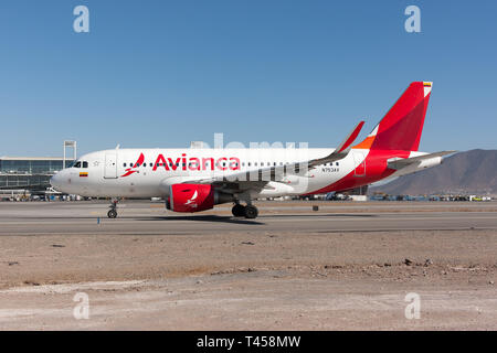 Santiago, Chile. 19 Mär, 2019. Eine Avianca Airbus 319 Rollen am Flughafen Santiago. Credit: Fabrizio Gandolfo/SOPA Images/ZUMA Draht/Alamy leben Nachrichten Stockfoto