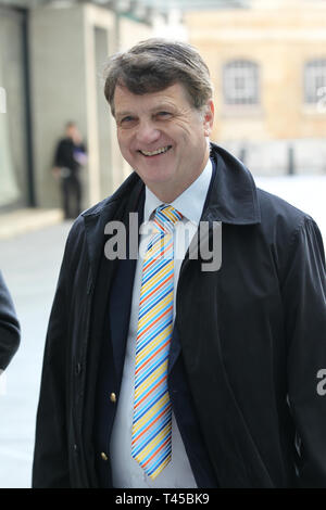 London, Großbritannien. April 2019. Gerard Batten kommt in den BBC Studios Credit: Stockfoto