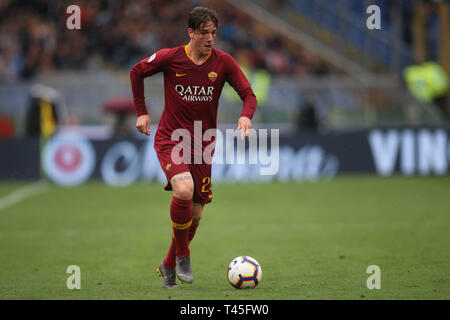 Rom, Italien. 13 Apr, 2019. 13.04.2019 Stadio Olimpico, Rom, Italien. SERIE A: NICOLÒ ZANIOLO in Aktion während der italienischen Serie A Match zwischen AS ROMA VS UDINESE 1-0 im Stadio Olimpico in Rom. Credit: Unabhängige Fotoagentur/Alamy leben Nachrichten Stockfoto