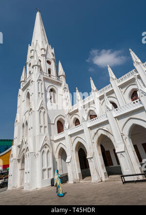 Vertikale Ansicht von St. Thomas Kathedrale in Chennai, Indien. Stockfoto