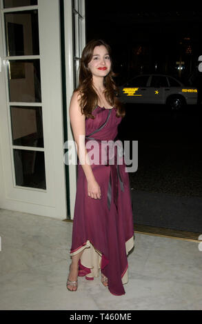 LOS ANGELES, Ca. März 26, 2003: Schauspielerin GINA PHILIPS im Wellness Gemeinschaft von West Los Angeles menschlichen Geist Awards Gala, im The Regent Beverly Wilshire Hotel in Beverly Hills. Stockfoto