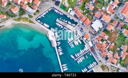 Luftaufnahme von einer Marina Stockfoto