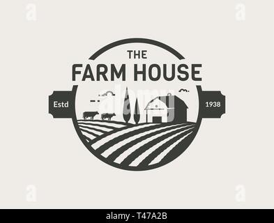 Farm House Logo auf weißem Hintergrund. Schwarz Emblem mit Bauernhaus, Kühe und Felder für natürliche Produkte vom Bauernhof. Vector Illustration. Stock Vektor