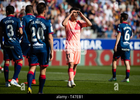 Huesca, Spanien. 13 Apr, 2019. Ale-a des FC Barcelona (21) Während der Spanischen Liga Fußballspiel zwischen SD Huesca und FC Barcelona im El Alcoraz Stadion in Huesca am 13. April 2019. Das Match endete mit einem Unentschieden 0-0. Credit: Daniel Marzo/Pacific Press/Alamy leben Nachrichten Stockfoto