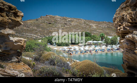 Monastiri Beach auf Paros, Griechenland. Schönsten und berühmtesten Strand von Kloster Agios Ioannis, Cyclades Stockfoto