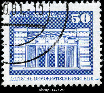Briefmarke aus Ostdeutschland (DDR) in den Bau in der DDR, kleines Format Serie 1989 ausgestellt Stockfoto