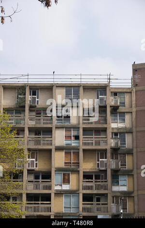 Park Hill Wohnungen warten auf Renovierung Stockfoto