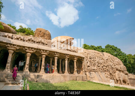 Horizontale Sicht auf die spektakuläre Arjunas Buße in Mahabalipuram, Indien. Stockfoto