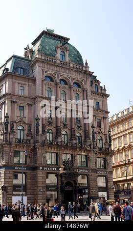 Wien, Österreich - 1 April 2019: Palais Equitable, ehemaliger Sitz der Equitable Life Assurance Society" der Vereinigten Staaten am Stock im Eisen Platz Stockfoto