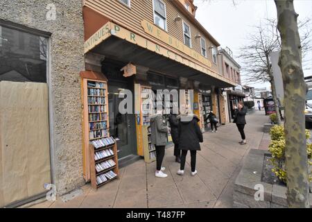 Princeton verwendet Book Store in Atlantic City, New Jersey, USA mit Eigentümern und 900.000 Bücher und Fotos für den Verkauf und die Erhaltung Stockfoto