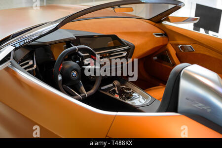 München, Deutschland - 21 April, 2018: das Innere der Begriff Cabrio Sportwagen BMW Z4. Die neue, dritte Generation Modell mit versenkbarem Hardtop. Stockfoto