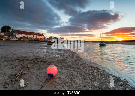 Das hübsche Dorf an der Küste von Burnham Overy Staithe in Norfolk Stockfoto