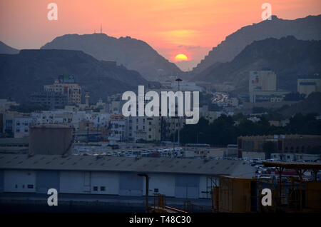 Sonnenuntergang über Muscat Oman Stockfoto