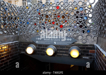 Pariser Metrostation 'Palais Royal Musée du Louvre" Eingang am Ort, Colette, Paris, Frankreich Stockfoto