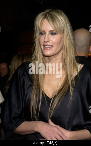 LOS ANGELES, Ca. September 24, 2003: Schauspielerin Daryl Hannah an der Los Angeles Premiere von Wonderland. Stockfoto