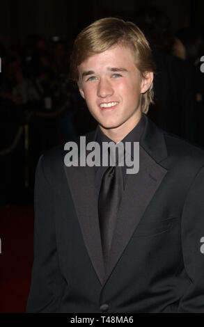 LOS ANGELES, Ca. Oktober 20, 2003: Schauspieler Haley Joel Osment im Hollywood Awards 2003 im Beverly Hills Hilton. Stockfoto