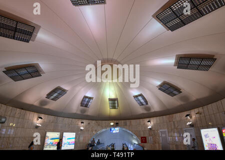 Baku, Aserbaidschan - 15. Juli 2018: U-Bahnhof in der Stadt Baku, Aserbaidschan. Stockfoto