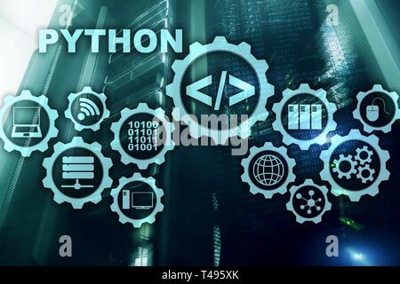 Programmiersprache Python auf server Zimmer Hintergrund. Programmierung Workflow abstrakter Algorithmus Konzept auf virtuellen Bildschirm Stockfoto