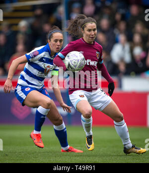 High Wycombe, UK. 14 Apr, 2019. Jane Ross von West Ham Frauen während der Frauen FA-Cup Halbfinale Match zwischen Lesen Frauen und West Ham United am Adams Park, High Wycombe, England am 14. April 2019. Foto von Andy Rowland. Credit: PRiME Media Images/Alamy leben Nachrichten Stockfoto