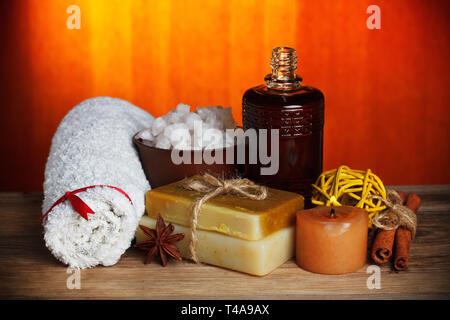 Wellness handgemachte Seife und Gewürze still life Stockfoto