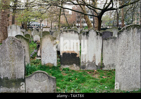 Bunhill Fields Begräbnisstätte im Londoner Stadtteil Islington, London, Großbritannien Stockfoto