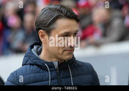 Düsseldorf, 14.04.2019, Bundesliga Spieltag 29, Fortuna Düsseldorf gegen den FC Bayern Muenchen Berlin: Manager, Niko Kovac (FCB) an schaut. Stockfoto