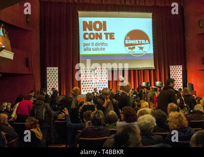 Rom, Italien. 14 Apr, 2019. Demonstration für die Eröffnung der Wahlkampagne für die Europawahlen 2019 auf 'Links' Liste Quelle: Patrizia Cortellessa/Pacific Press/Alamy leben Nachrichten Stockfoto