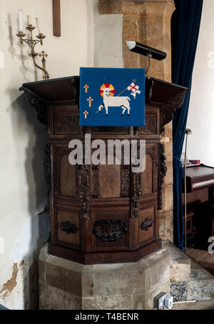 Die Kanzel, St. Maria Magdalena Kirche, Balscote, Oxfordshire, England, Großbritannien Stockfoto