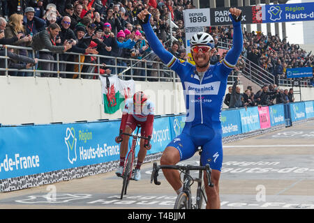 Philippe Gilbert gewinnt Paris - Roubaix 2019 Stockfoto