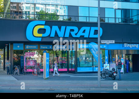 Conrad Electronic, Martin-Luther-Straße, Schöneberg, Berlin, Deutschland Stockfoto