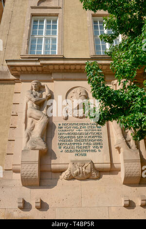 Reichsherr Gedenktafel Carl vom und zum Stein, Rathaus Schöneberg, John-F.-Kennedy-Platz, Schöneberg, Berlin, Deutschland Stockfoto