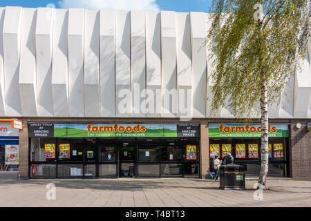 Die farmfoods Store in Luton, Großbritannien Stockfoto