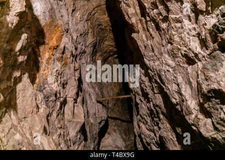 Irland, 27.Oktober: Innenansicht des berühmten Glengowla Minen am 27.Oktober 2018 im County Galway, Irland Stockfoto