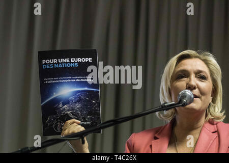 April 15, 2019 - Französische rechtsextreme Rassemblement National (RN) Partei Präsident Marine Le Pen bei der Vorstellung des Manifests des Rassemblement National' "Die Europäische Allianz der Nationen'' und die RN-Programm für die Wahlen zum Europäischen Parlament am 15. April 2019 in Straßburg, Frankreich. (Bild: © Elyxandro CegarraZUMA Draht) Stockfoto