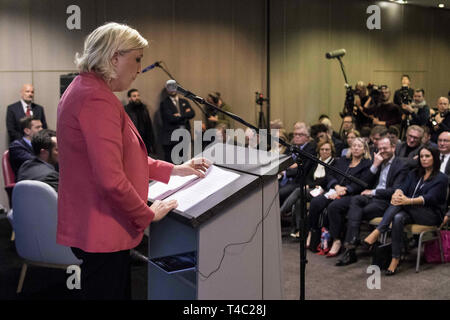 April 15, 2019 - Französische rechtsextreme Rassemblement National (RN) Partei Präsident Marine Le Pen bei der Vorstellung des Manifests des Rassemblement National' "Die Europäische Allianz der Nationen'' und die RN-Programm für die Wahlen zum Europäischen Parlament am 15. April 2019 in Straßburg, Frankreich. (Bild: © Elyxandro CegarraZUMA Draht) Stockfoto