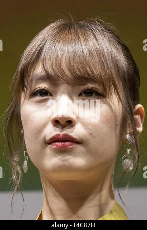 Tokio, Japan. 16 Apr, 2019. Japanisches idol Kazumi Takayama nimmt an einer Pressekonferenz eine neue Service Line Roman und Reiwa Roman Auszeichnung, welche Benutzer soll auf seinen ersten Roman contest ihre Kreationen Senden durch ihre App vom 16. April bis 30. September teilzunehmen, zu verkünden. Credit: Rodrigo Reyes Marin/ZUMA Draht/Alamy leben Nachrichten Stockfoto