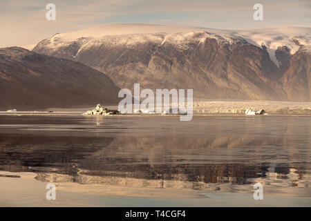 Eiszeitliche Landschaft, Scoresbysund, Grönland Stockfoto