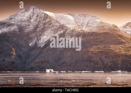 Eiszeitliche Landschaft, Scoresbysund, Grönland Stockfoto