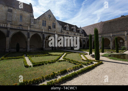 Jard-sur-Oise, Frankreich, 10. SEPTEMBER 2016: architektonische Details Abtei von Royaumont, 10. September 2016 in Jard-sur-Oise, Val d'Oise, Frankreich Stockfoto