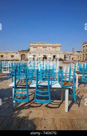 Der Hauptplatz der historischen Ortschaft Marzamemi, Provinz von Syrakus, Sizilien, Italien Stockfoto