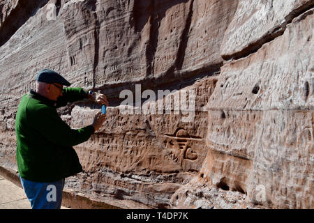 Sidmouth South Devon an einem warmen Nachmittag im April 2019. Somerset sagte Wärmer als Ibiza dieses Osterwochenende. Foto Robert Timoney/Alamy/S werden. Stockfoto