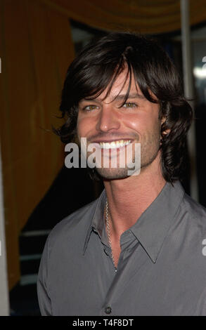 LOS ANGELES, Ca. April 14, 2004: Schauspieler Jason Behr am Los Angeles Premiere von 13 auf 30. Stockfoto