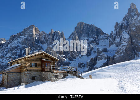 Berghütte, Skipass Passo Rolle, Palla Gruppe, Dolomiten, Trentino, Italien, Europa Stockfoto